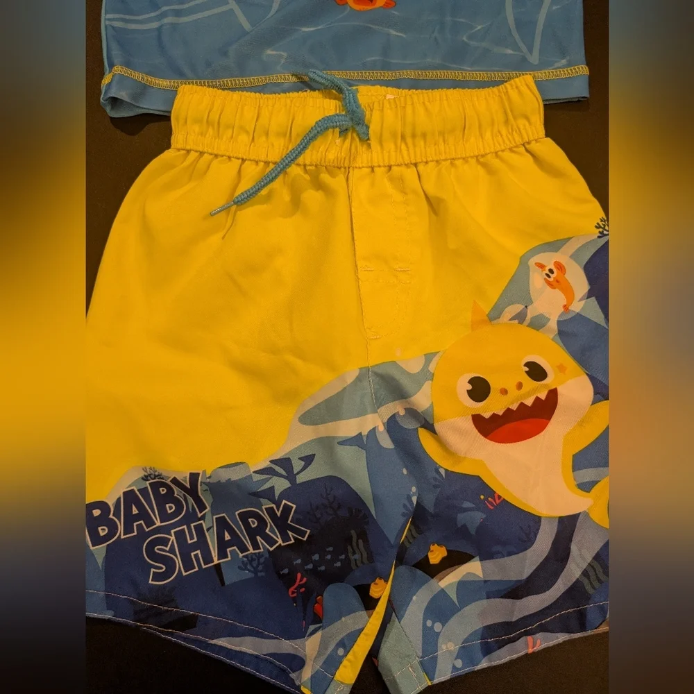 Nickelodeon Pinkfong Baby Shark Toddler Boy Long Sleeve Rash Guard & Swim Trunks